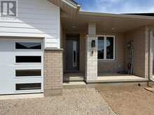 8 FINCH STREET | Tillsonburg Ontario | Slide Image Three