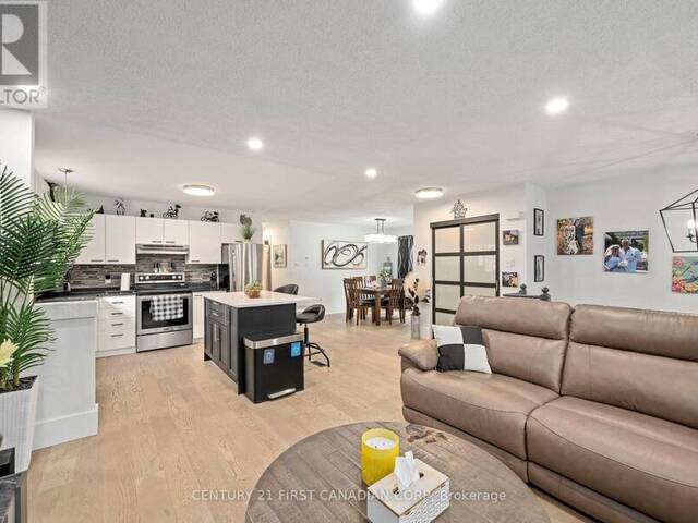 902 RAILTON AVENUE London Ontario, N5V 4V9 - 4 Bedrooms Home For Sale