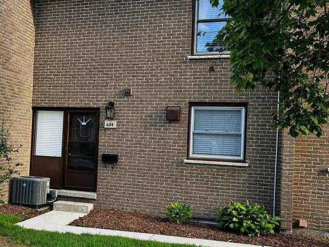 624 WONDERLAND ROAD S London Ontario, N6H 4Y8 - 3 Bedrooms Condo For Sale