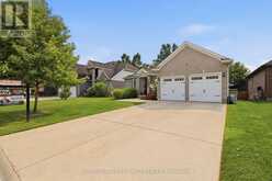 57 CAVERHILL CRESCENT | Komoka Ontario | Slide Image Two