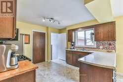 425 QUEEN STREET | Lucan Biddulph Ontario | Slide Image Ten