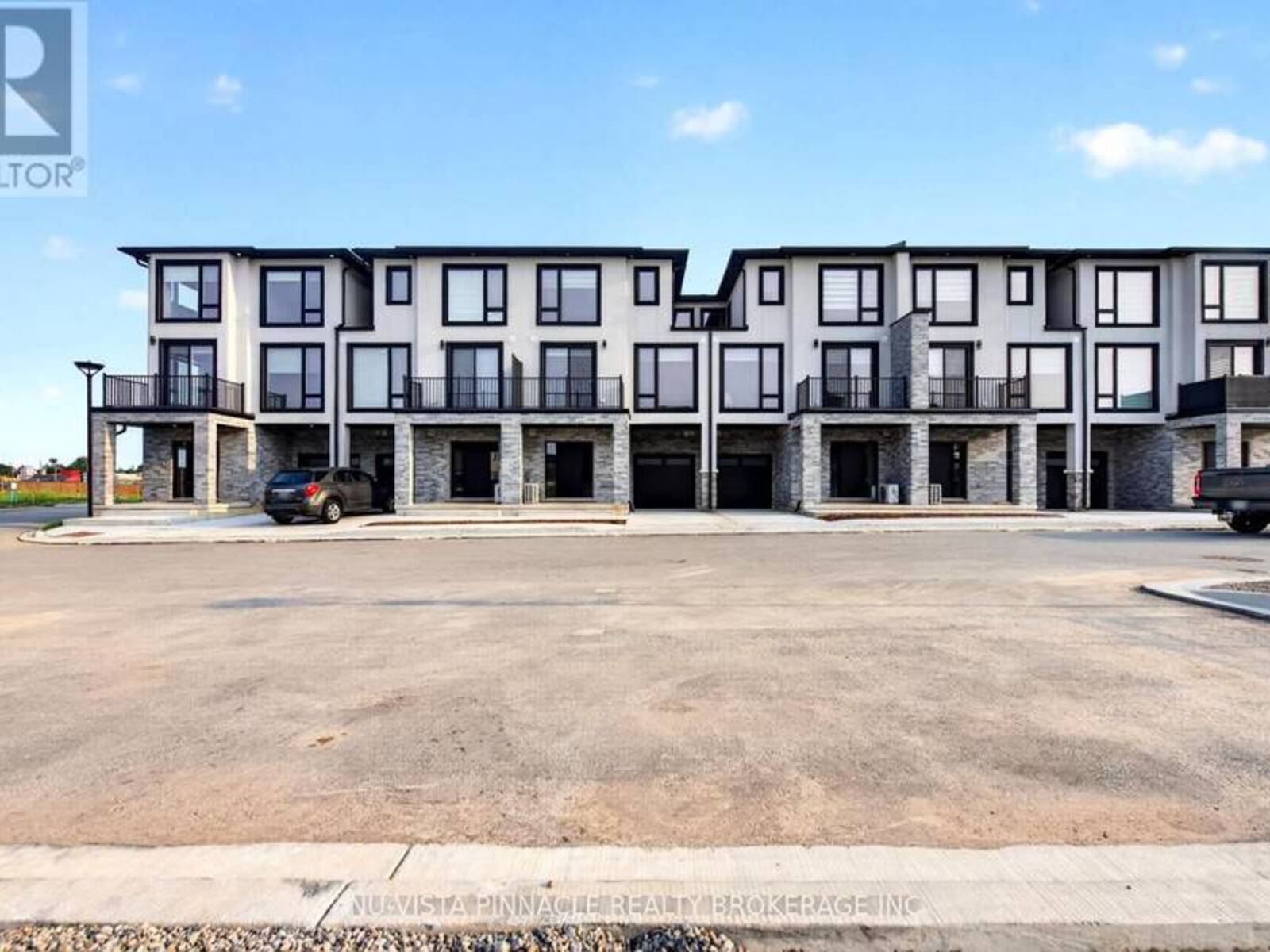 3111 PETTY ROAD, London, Ontario N6L 0K1