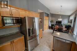 446 SOUTH LEAKSDALE CIRCLE | London Ontario | Slide Image Seventeen