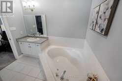 446 SOUTH LEAKSDALE CIRCLE | London Ontario | Slide Image Twenty-four