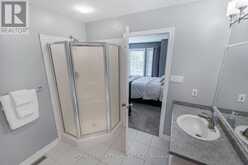 446 SOUTH LEAKSDALE CIRCLE | London Ontario | Slide Image Twenty-five