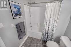 446 SOUTH LEAKSDALE CIRCLE | London Ontario | Slide Image Thirty