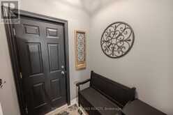 446 SOUTH LEAKSDALE CIRCLE | London Ontario | Slide Image Nine
