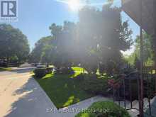 82 LACEY CRESCENT | London Ontario | Slide Image Two