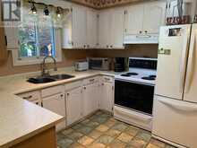 9 LAKEVIEW CIRCLE | St. Thomas Ontario | Slide Image Nine