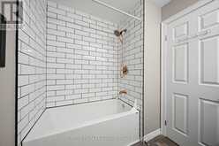 102 LOGGERS GROVE | London Ontario | Slide Image Sixteen