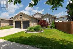 102 LOGGERS GROVE | London Ontario | Slide Image One