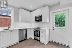 89 ELM STREET | London Ontario | Slide Image Nine