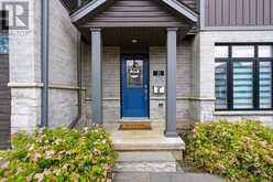 21 - 1110 MEADOWLARK RIDGE | London Ontario | Slide Image Four