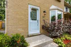 33 ASHLEY CRESCENT | London Ontario | Slide Image Ten