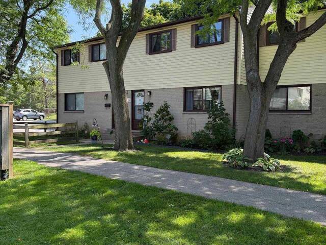 26 - 825 DUNDALK DRIVE London Ontario, N6C 3V6 - 3 Bedrooms Condo For Sale