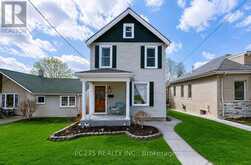 92 WALNUT STREET | Paris Ontario | Slide Image One