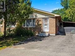 17 EDGEMERE CRESCENT London Ontario, N5Z 4M6