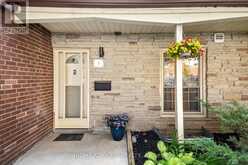 5 ARBOUR GLEN CRESCENT | London Ontario | Slide Image Two