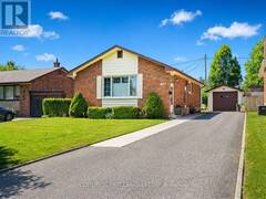 407 VERMONT AVENUE London Ontario, N5Z 3E4