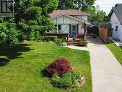 2623 KAYMAR CRESCENT Sarnia Ontario, N0N 1C0