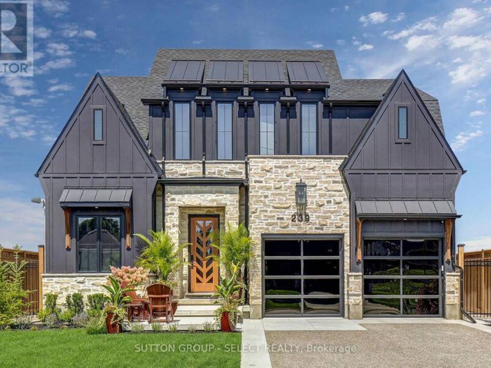 239 FOXBOROUGH PLACE, Thorndale, Ontario N0M 2P0
