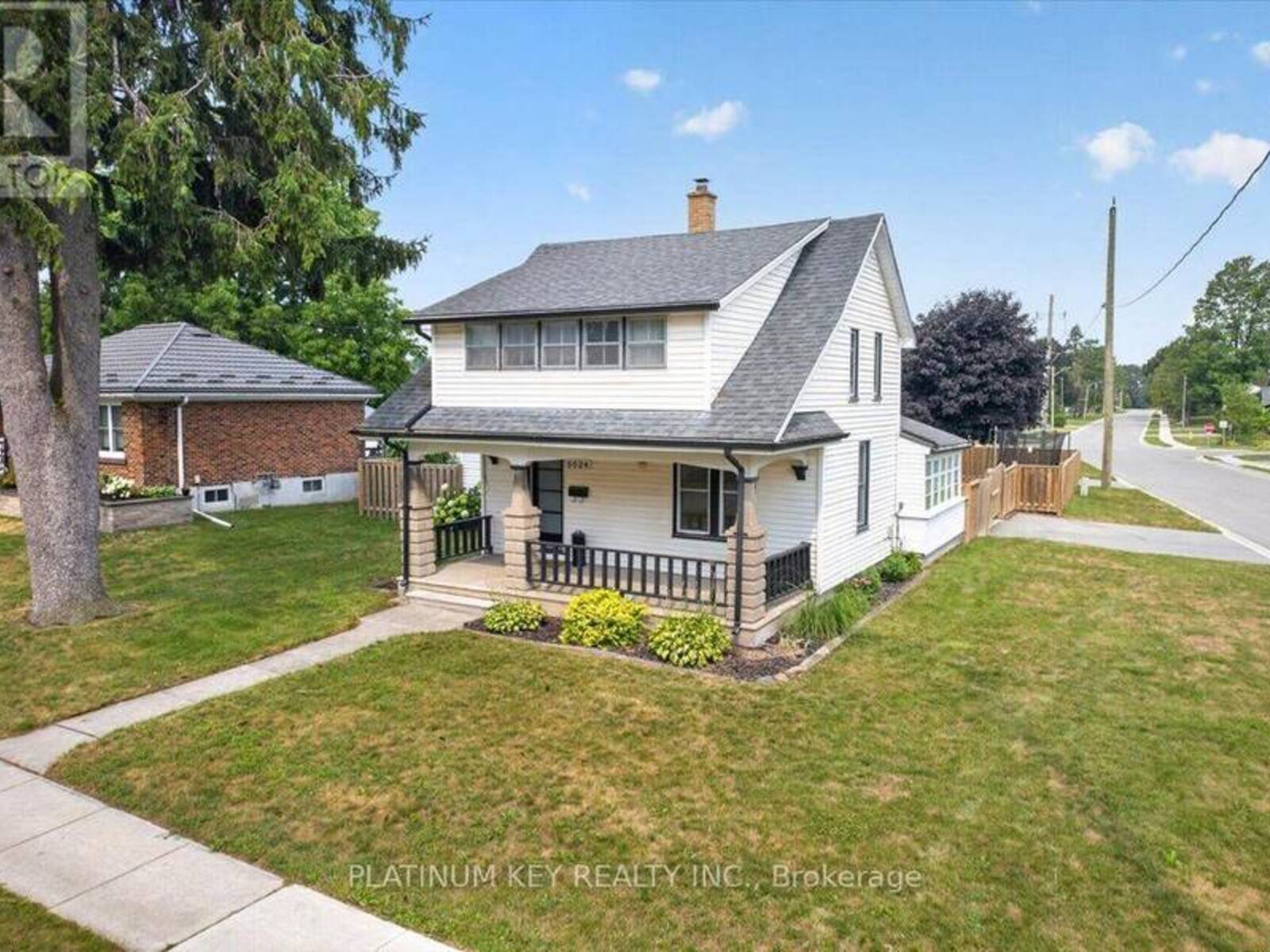 8624 GLENDON DRIVE, Mount Brydges, Ontario N0L 1W0