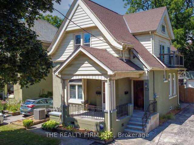 772-774 QUEENS AVENUE London Ontario, N5W 3H6 - Multi-family Home For Sale