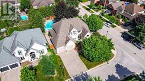 2 HAVENWOOD WAY | London Ontario | Slide Image One