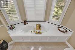 2 HAVENWOOD WAY | London Ontario | Slide Image Thirty-two