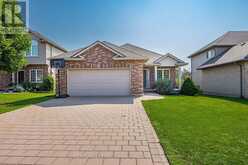 131 DEBORAH DRIVE | Strathroy-Caradoc Ontario | Slide Image Four