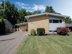 273 SAULSBURY STREET Strathroy-Caradoc Ontario, N7G 2B1