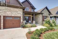 62 TALBOT GROVE LANE | Talbotville Ontario | Slide Image Four