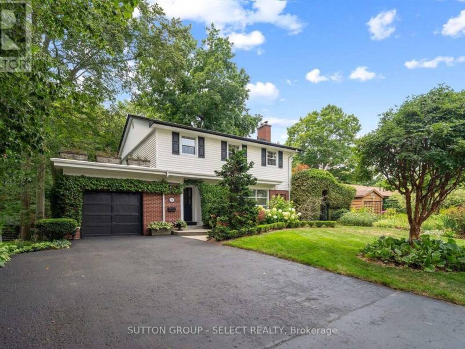 536 ADEVON AVENUE, London, Ontario N6H 3L6