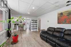 228 HIGHBURY AVENUE N | London Ontario | Slide Image Thirteen
