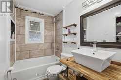 228 HIGHBURY AVENUE N | London Ontario | Slide Image Sixteen