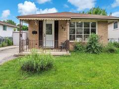 167 CARLYLE DRIVE London Ontario, N5V 3J1