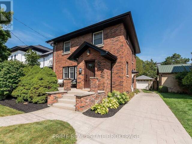 29 WELLINGTON STREET St. Thomas Ontario, N5R 2P5 - 3 Bedrooms Home For Sale