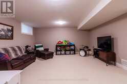 6685 NAVIN CRESCENT | London Ontario | Slide Image Forty