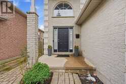 1687 CORONATION DRIVE | London Ontario | Slide Image Six
