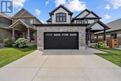 5 HARDY COURT | Lucan Biddulph Ontario | Slide Image Three