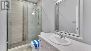 2284 EVANS BOULEVARD | London Ontario | Slide Image Sixteen