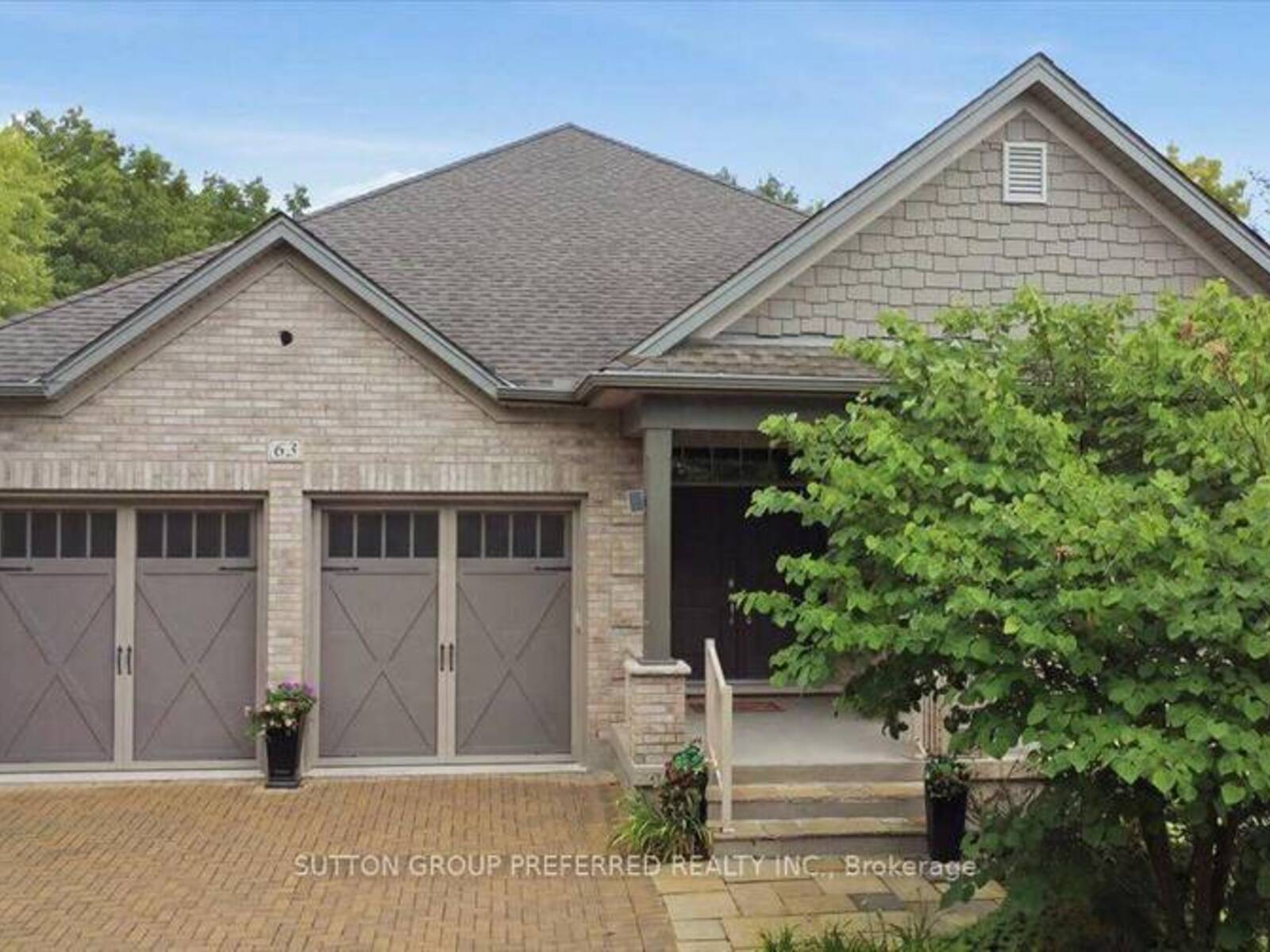 63 - 725 EAGLETRACE DRIVE, London, Ontario N6G 0J7