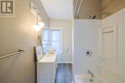 221 BRIGHT STREET | Sarnia Ontario | Slide Image Nineteen