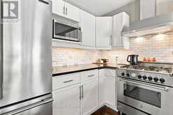 66 COBBLESTONE STREET | London Ontario | Slide Image Thirteen