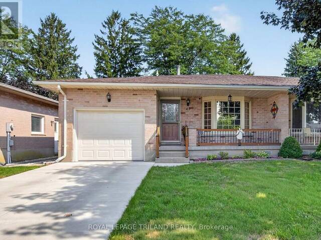 43 BONNIE PLACE St. Thomas Ontario, N5R 5W5 - 2 Bedrooms Home For Sale