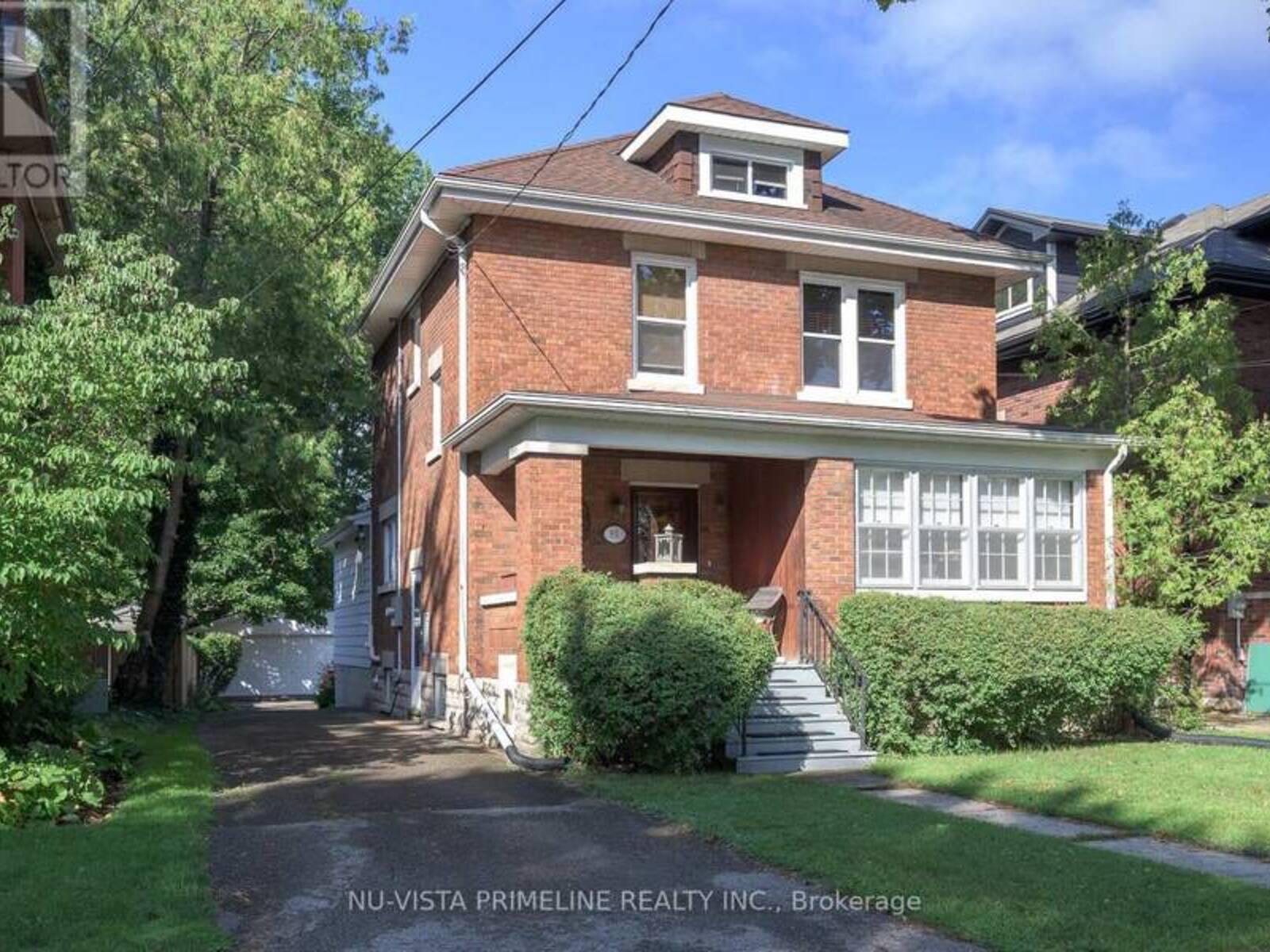 83 THORNTON AVENUE, London, Ontario N5Y 2Y4