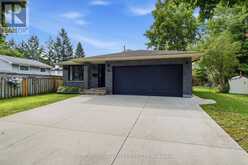 587 CLASSIC COURT | London Ontario | Slide Image Two