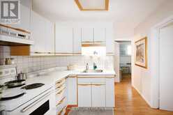 27 HILL STREET | Grand Bend Ontario | Slide Image Thirteen