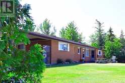 27 HILL STREET | Grand Bend Ontario | Slide Image Seven