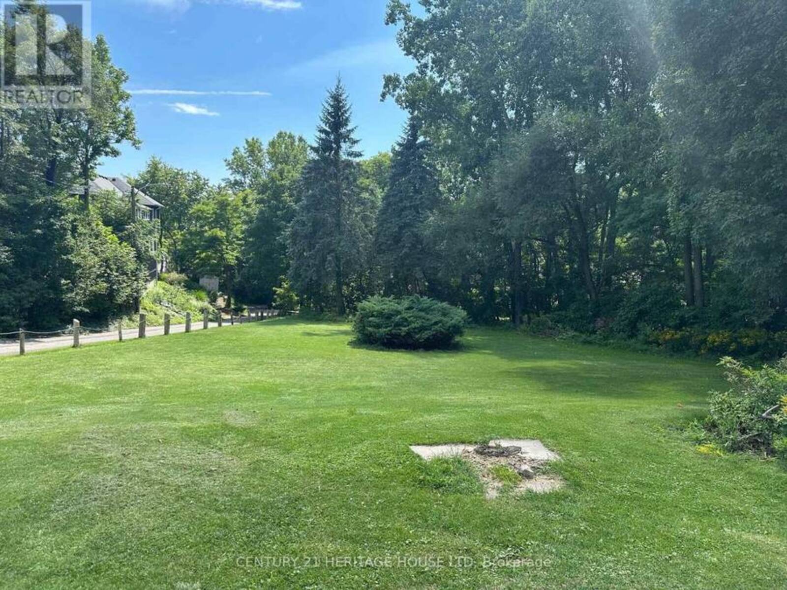 210 WILLIAM STREET N, Port Stanley, Ontario N5L 1C5